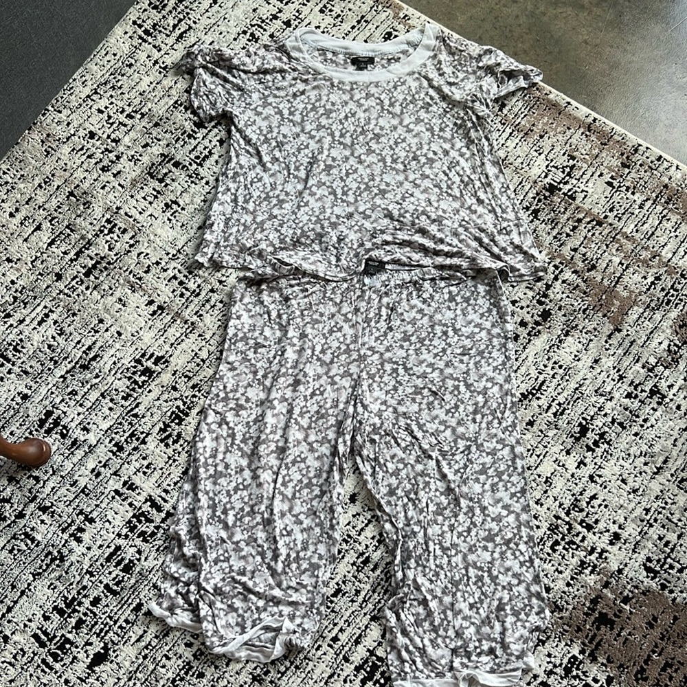 Simply Vera Wang Sleep Wear Set